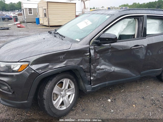 3C4NJCBB3NT109470 Jeep Compass Latitude Fwd