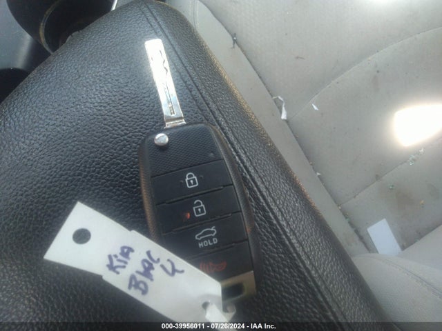 5XXGM4A77EG295853 KIA Optima Lx