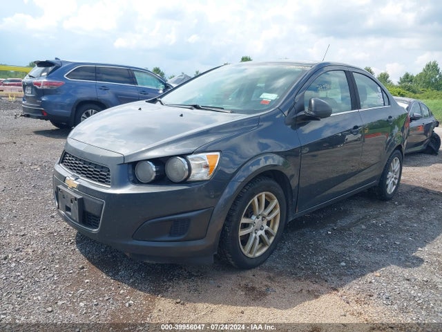Chevrolet Sonic Lt Auto 2016 1G1JC5SH2G4173008 Image 2