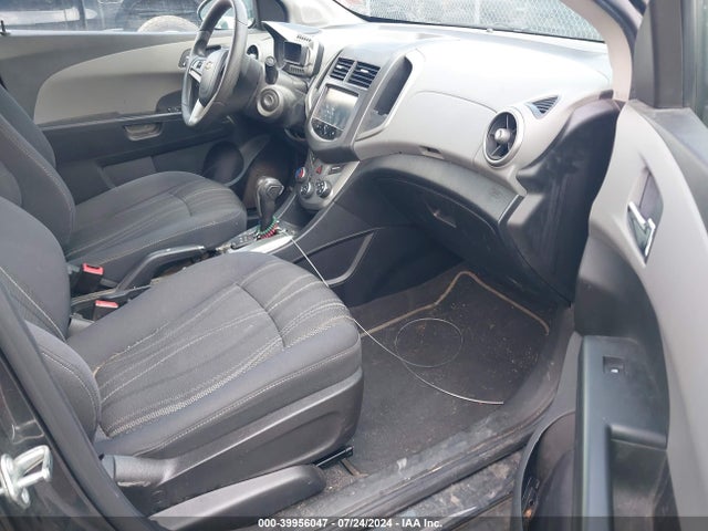 Chevrolet Sonic Lt Auto 2016 1G1JC5SH2G4173008 Image 5