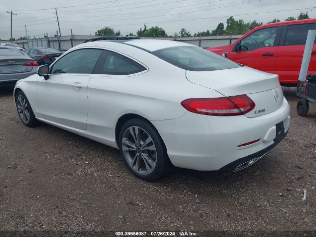 WDDWJ4JB7JF631363 Mercedes-Benz C 300