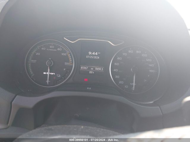 WAUUPBFF0HA082920 Audi A3 E-tron 1.4t Premium