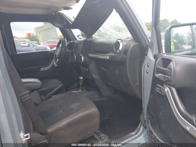 1C4BJWEG4FL651363 Jeep Wrangler Unlimited Sahara