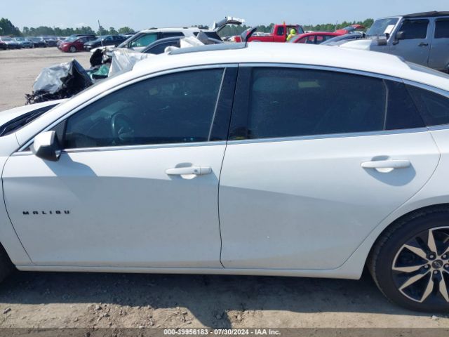 1G1ZG5ST8NF108533 Chevrolet Malibu Fwd Rs