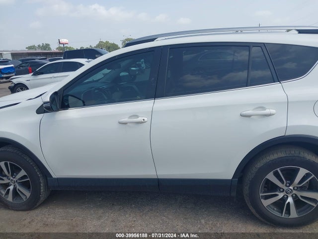 Toyota Rav4 Xle 2017 JTMWFREV1HJ722343 Image 14
