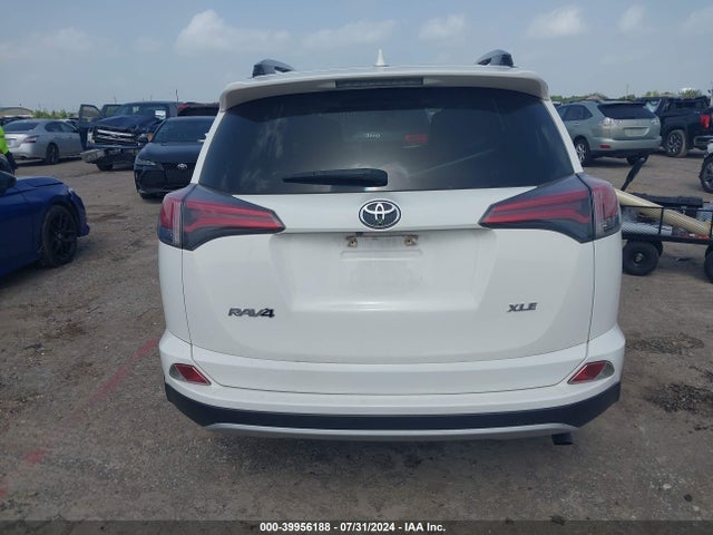 Toyota Rav4 Xle 2017 JTMWFREV1HJ722343 Image 16