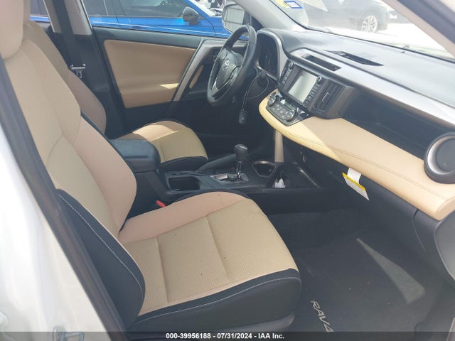 Toyota Rav4 Xle 2017 JTMWFREV1HJ722343 Image 5