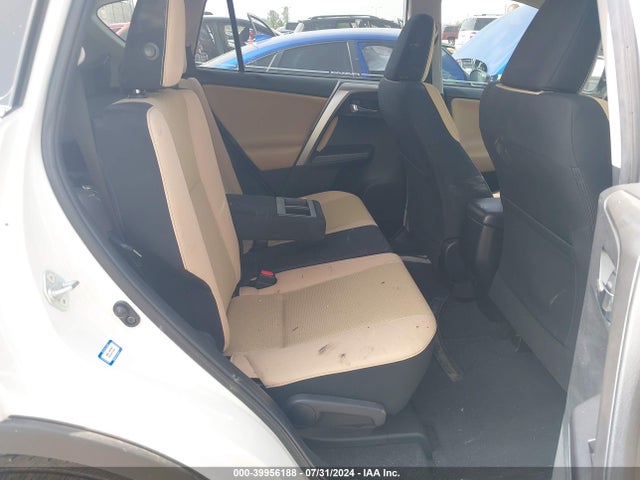 Toyota Rav4 Xle 2017 JTMWFREV1HJ722343 Image 8