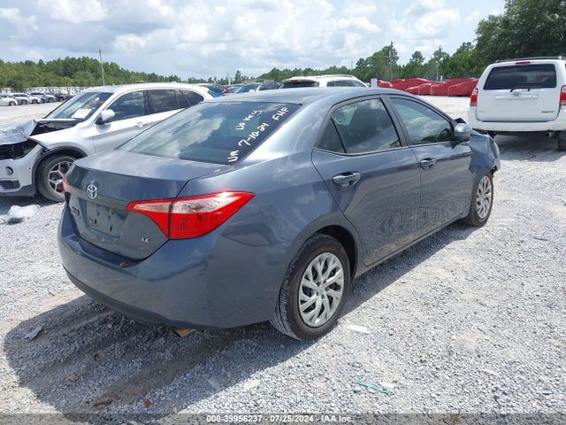 Toyota COROLLA LE 2018 2T1BURHE1JC021531 Image 4