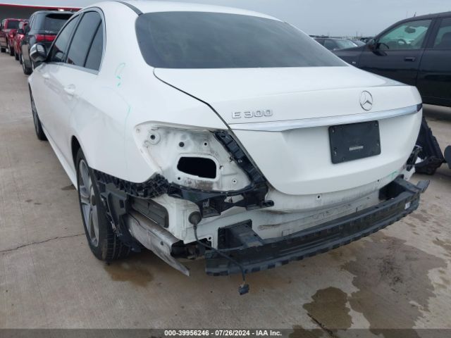 WDDZF4JB1JA308339 Mercedes-Benz E 300