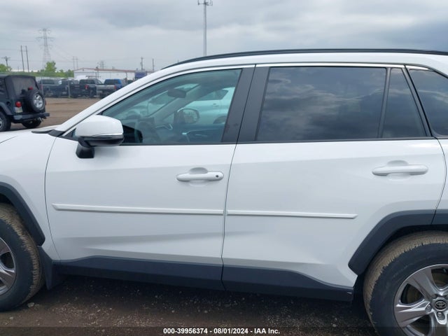 Toyota Rav4 Xle 2022 2T3P1RFV1NC261404 Image 14