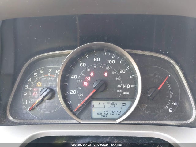 Toyota RAV4 LE 2015 JTMZFREV3FJ055964 Image 7