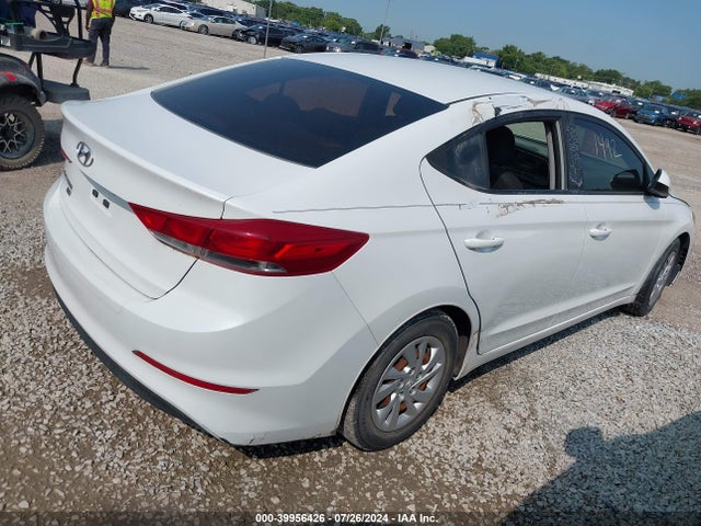 5NPD74LF6JH238590 Hyundai ELANTRA SE