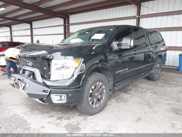 Nissan Titan Pro-4x 2019 1N6AA1E56KN535218 Image 2