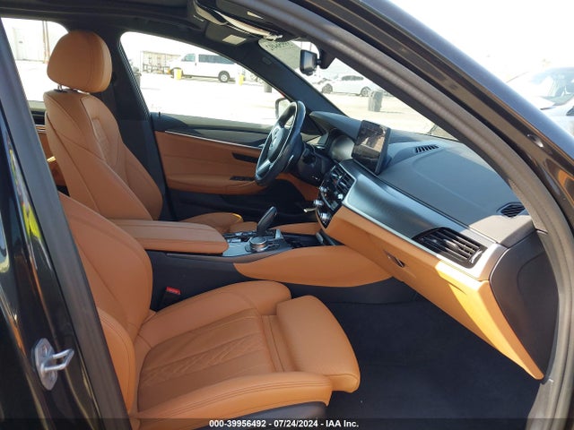 WBA13AG02PCL18764 BMW 530e