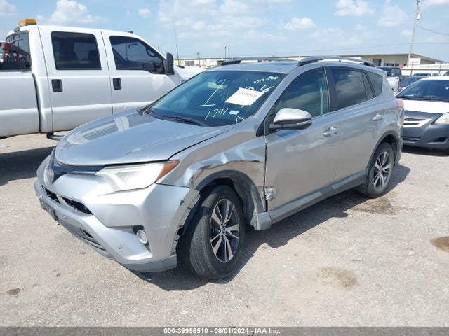 Toyota Rav4 Xle 2017 2T3WFREV0HW331797 Image 2