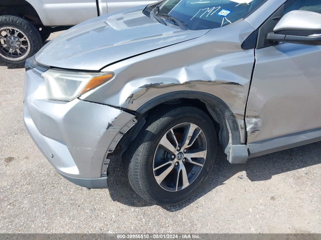Toyota Rav4 Xle 2017 2T3WFREV0HW331797 Image 6
