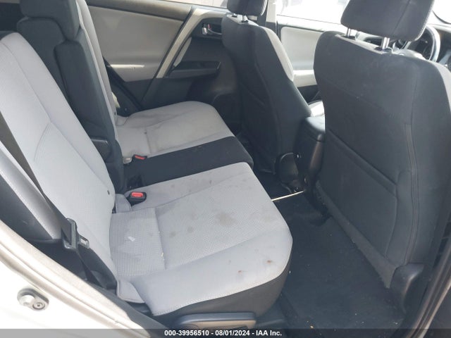 Toyota Rav4 Xle 2017 2T3WFREV0HW331797 Image 8