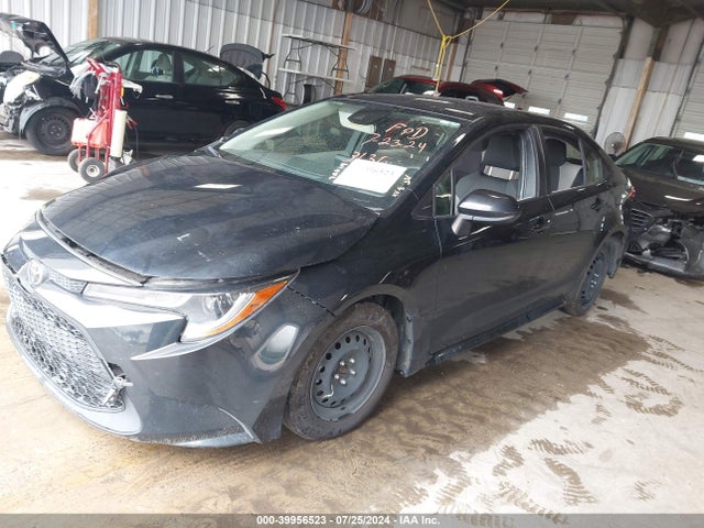 Toyota COROLLA LE 2022 JTDEPMAE5NJ193136 Image 2