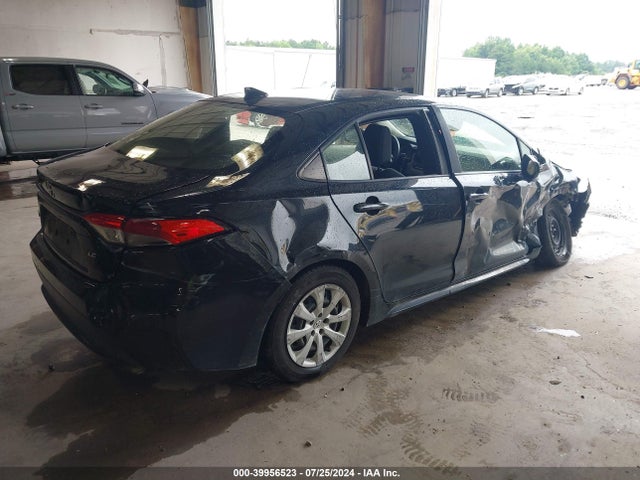 Toyota COROLLA LE 2022 JTDEPMAE5NJ193136 Image 4
