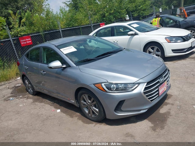 2017 5NPD84LF7HH091588 main image