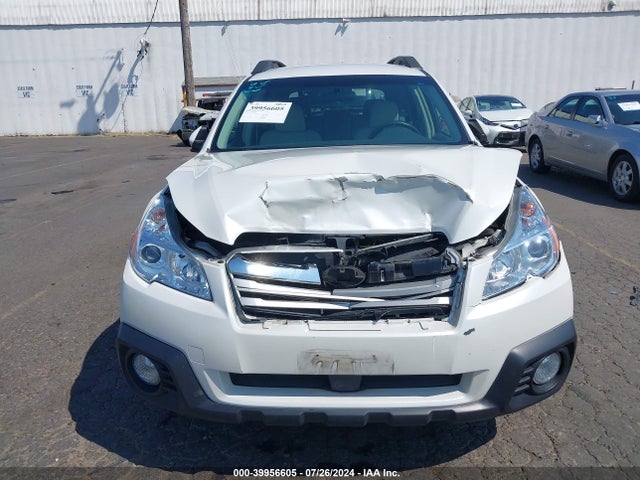 Subaru Outback 2.5i Premium 2014 4S4BRBCC7E3281070 Image 12