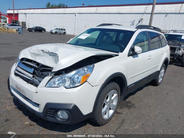Subaru Outback 2.5i Premium 2014 4S4BRBCC7E3281070 Image 2