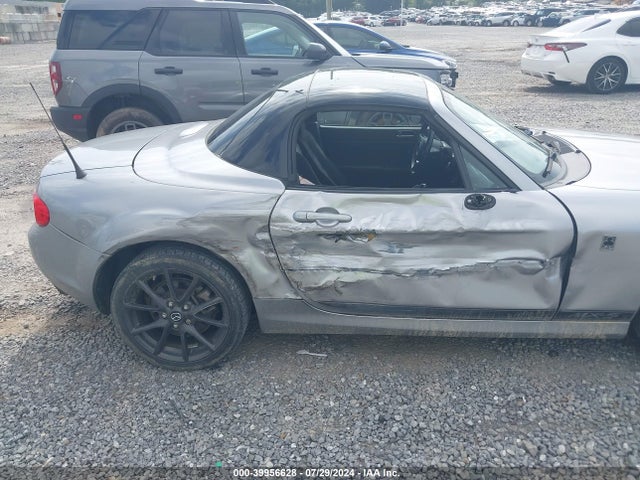 JM1NC2MF6E0235730 Mazda Mx-5 Miata Club