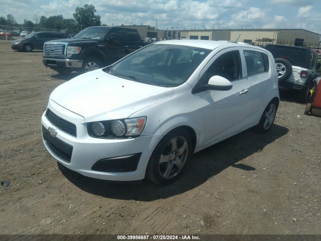 Chevrolet Sonic Ltz Auto 2016 1G1JE6SB3G4142524 Image 2