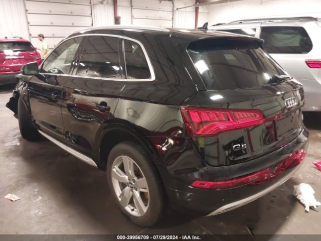 WA1BNAFY2J2120332 Audi Q5 2.0t Premium/2.0t Tech Premium