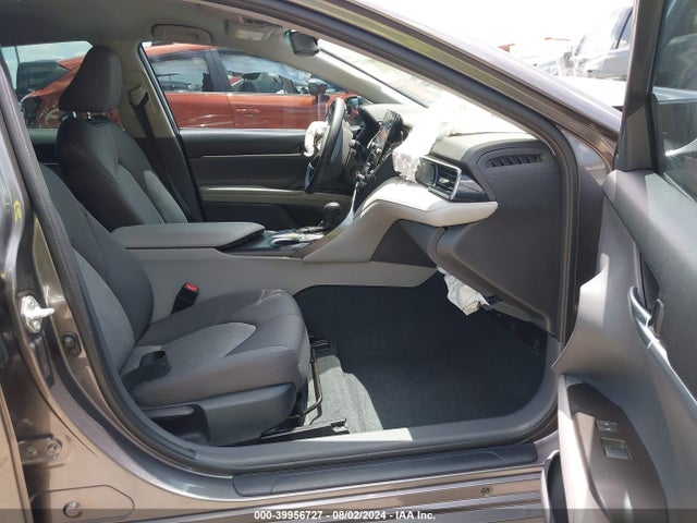 Toyota CAMRY LE 2023 4T1C11AK2PU740535 Image 5