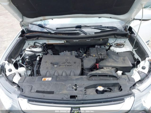 2016 MITSUBISHI OUTLANDER JA4AD2A30GZ019547 Photo 9