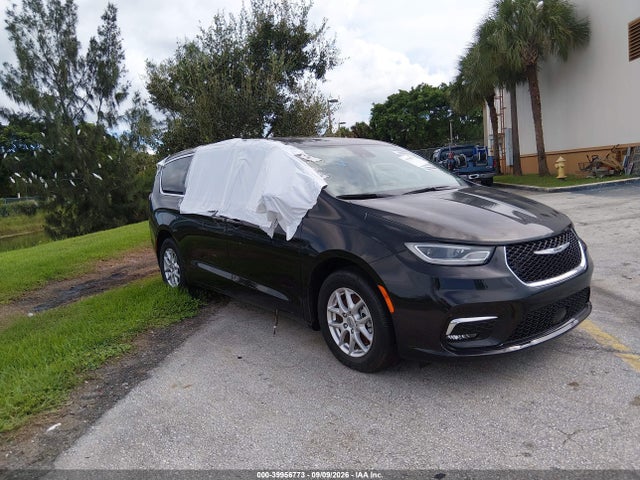 39956773 :رقم المزاد ، 2C4RC1BG3PR620985 vin ، 2023 Chrysler Pacifica Touring L مزاد بيع
