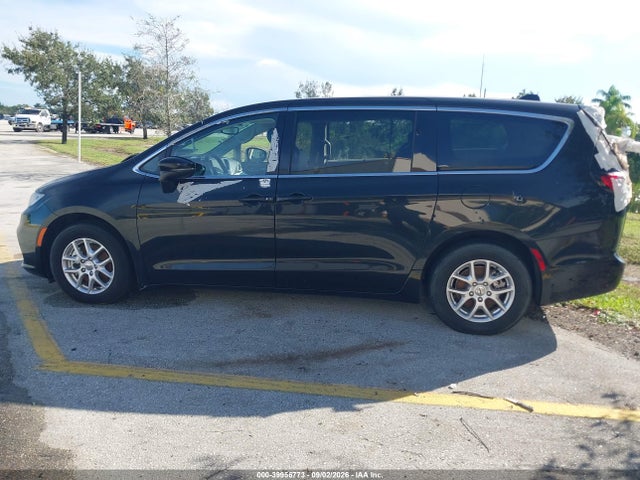 2023 Chrysler Pacifica Touring L მანქანა იყიდება აუქციონზე, vin: 2C4RC1BG3PR620985, აუქციონის ნომერი: 39956773