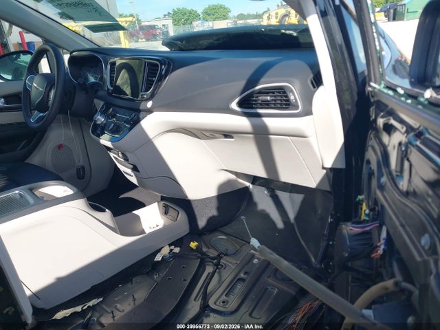 2023 Chrysler Pacifica Touring L მანქანა იყიდება აუქციონზე, vin: 2C4RC1BG3PR620985, აუქციონის ნომერი: 39956773