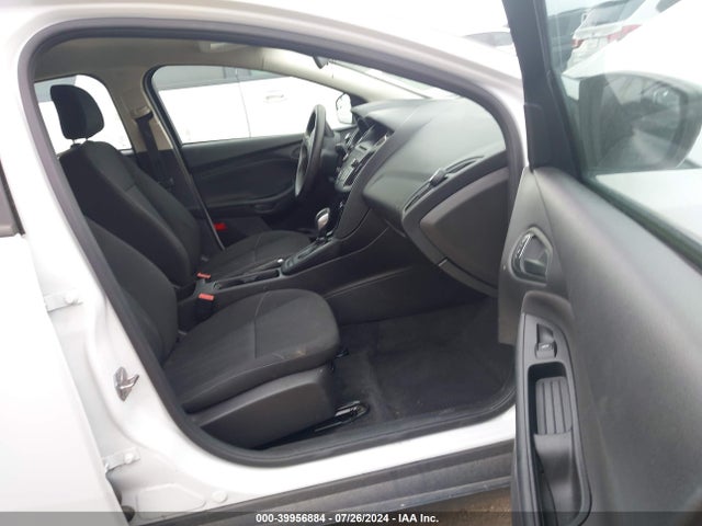 Ford FOCUS S 2015 1FADP3E29FL297372 Image 5