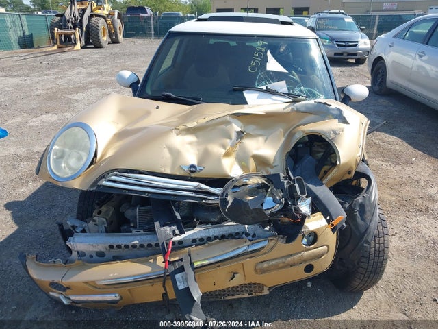 2004 MINI COOPER WMWRC334X4TC51529 Photo 5