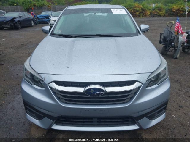 4S3BWAC69L3018870 Subaru Legacy Premium