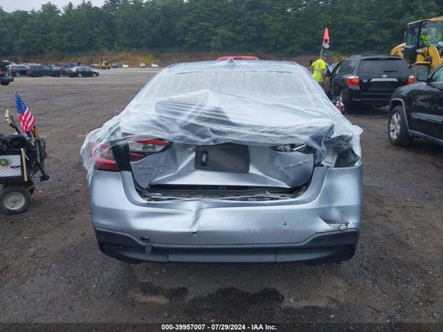 4S3BWAC69L3018870 Subaru Legacy Premium