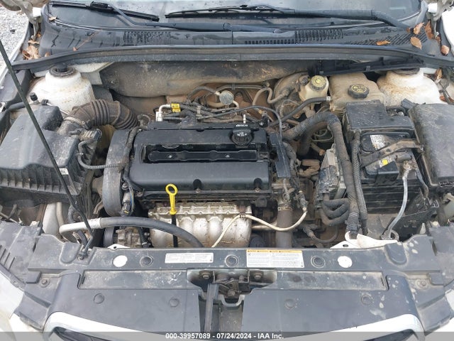 Chevrolet Cruze Ls Manual 2015 1G1PB5SH6F7194972 Image 10