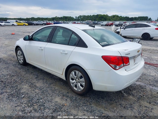 Chevrolet Cruze Ls Manual 2015 1G1PB5SH6F7194972 Image 3