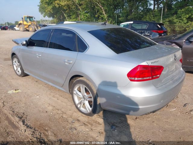 1VWBN7A38EC119655 Volkswagen Passat 2.0l Tdi Se