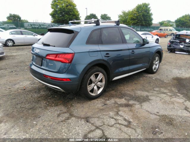 WA1ANAFY9J2014360 Audi Q5 2.0t Premium/2.0t Tech Premium