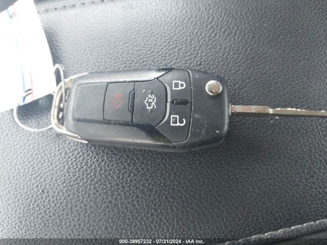 3FA6P0LUXFR133965 Ford Fusion Hybrid Se