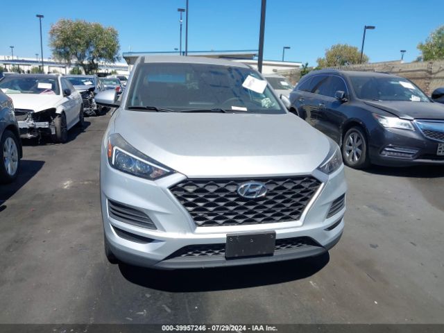 KM8J23A42KU844081 Hyundai TUCSON SE