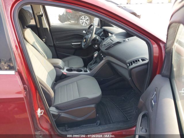 1FMCU0G97GUB08670 Ford ESCAPE SE