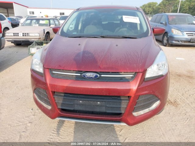 1FMCU0G97GUB08670 Ford ESCAPE SE