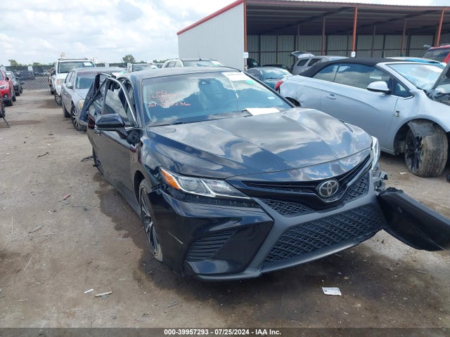 Toyota Camry L/le/se/xle 2018 JTNB11HK9J3022236 головне зображення