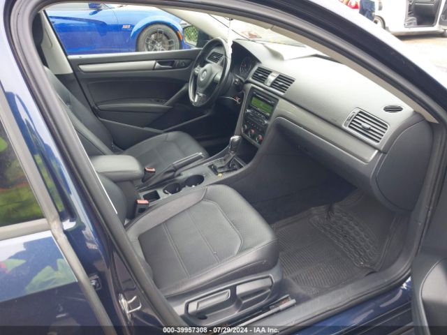 1VWAS7A36EC094596 Volkswagen Passat 1.8t Wolfsburg Edition