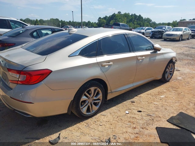 Honda ACCORD LX 2018 1HGCV1F12JA162410 Image 4